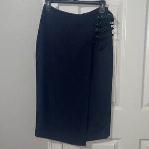 Worthington Size 4 Navy Skirt